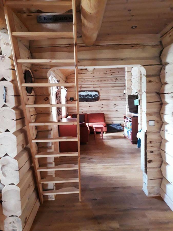 Blazerbu Four-Bedroom Chalet Myro Εξωτερικό φωτογραφία